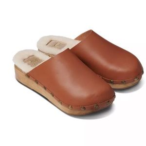 Beek Mallard Shearling Clogs
